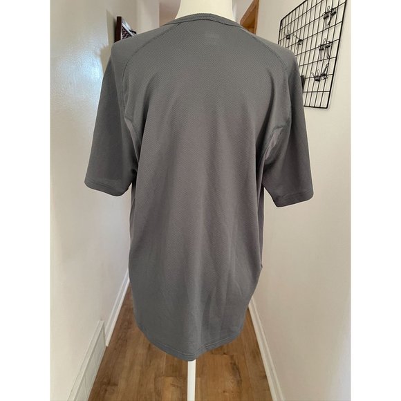 EUC Nike Fit Dry Crew Neck Work Out Training Performance - Picture 5 of 5